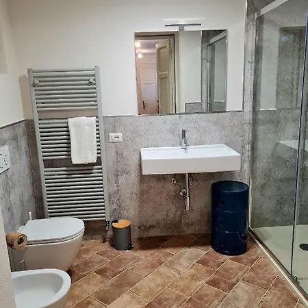 Fabroniana Lägenhet *